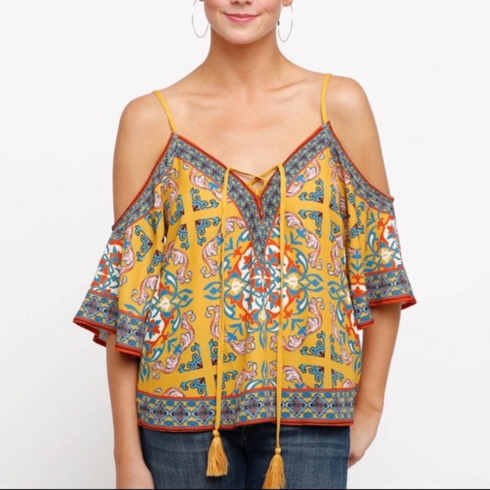 Flying Tomato Off Shoulder top